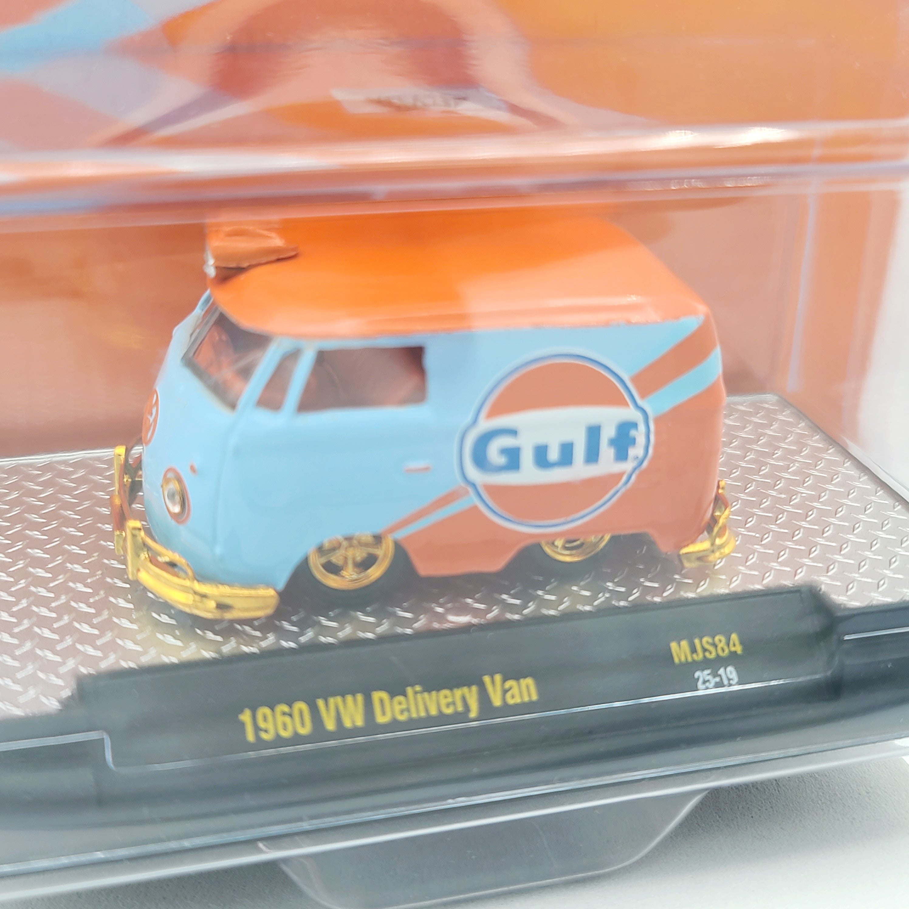 M2 Machines - CHASE - '60 VW Delivery Van - 1:64, Gulf Oil (2025 MiJo Exclusives - Limited Edition)